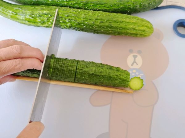 酸辣爽口蓑衣黄瓜