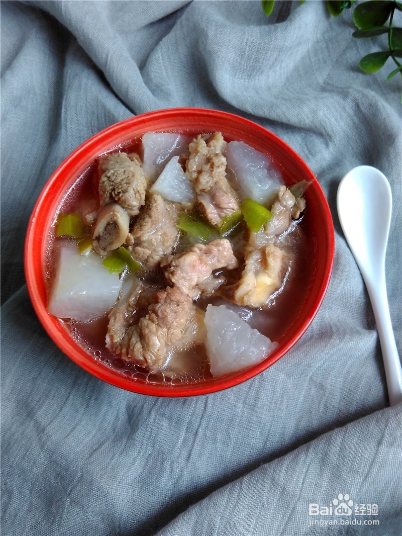 白萝卜排骨汤
