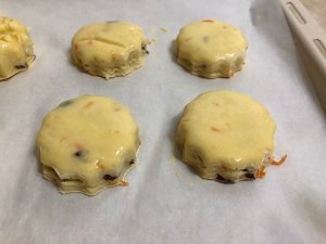 椰子油橙香蔓越莓司康的做法