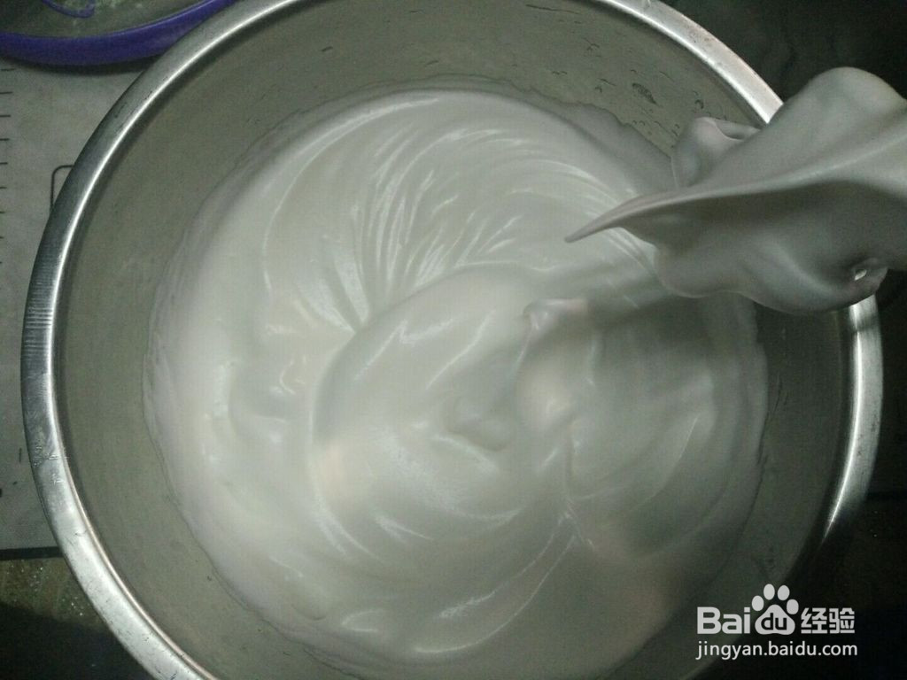 拉花轻乳酪蛋糕+的做法