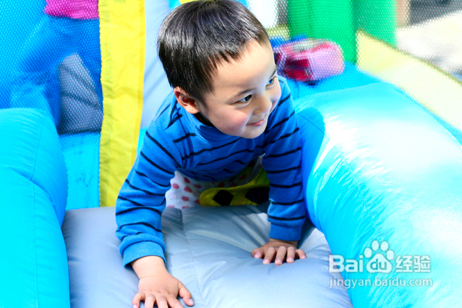 温哥华迟来的夏天与快乐(组图)