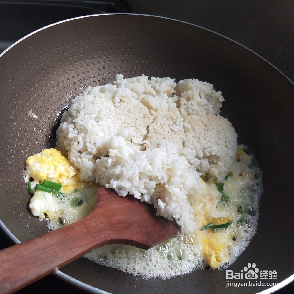 包菜蛋炒饭怎么做？