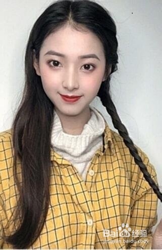 女生怎么用电吹风做网红卷发