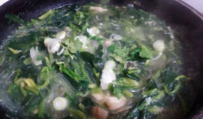怎么做菠菜粉条鲜肉汤