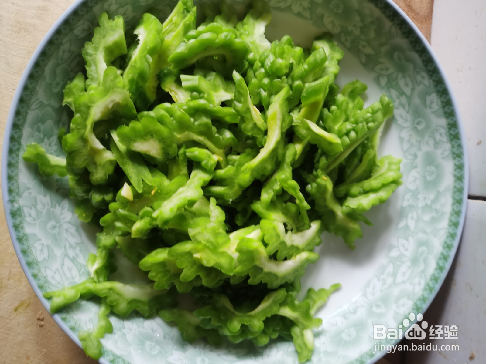 凉菜白糖拌苦瓜