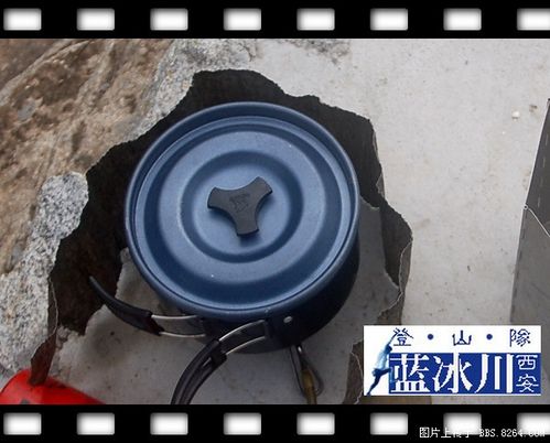 怎样在户外制作黄金腊肠饭