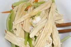 西芹拌腐竹