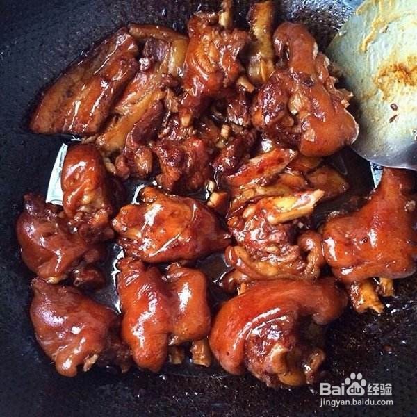 如何做好吃的黄豆炖猪蹄！