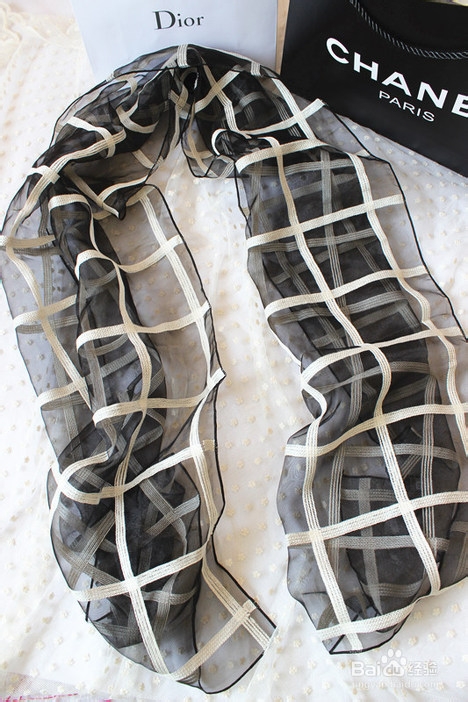 怎样用长丝巾打造丽人气质