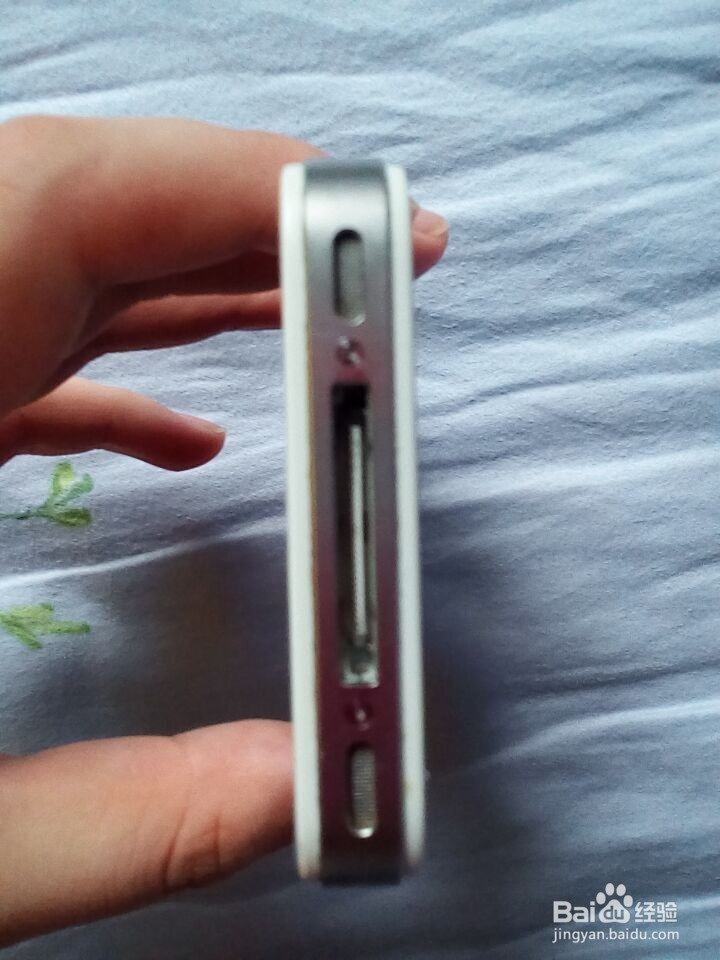 如何换苹果4s电池