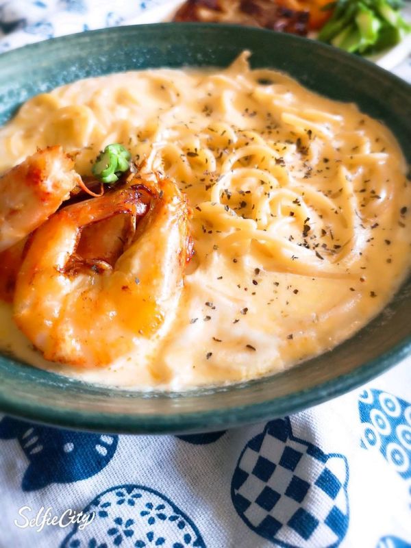 超级好吃的鲜虾芝士奶油意面