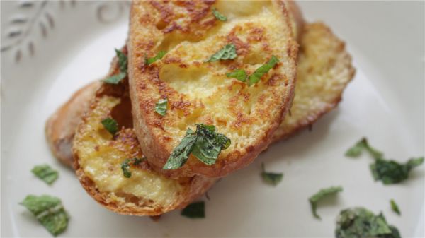 蓝莓冰淇淋煎法棍