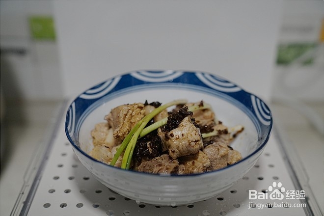 再教你做香菇菜蒸排骨