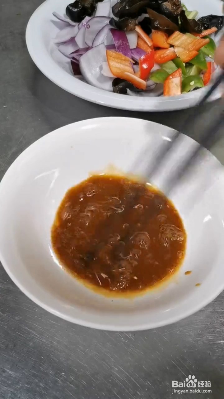 怎样做非常下饭又好吃的洋葱炒鸡蛋
