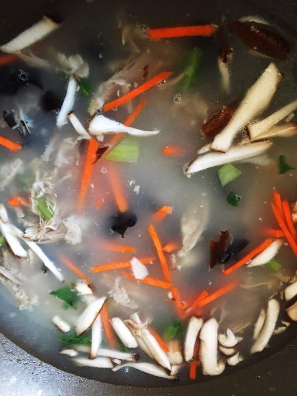 海鲜时蔬疙瘩汤