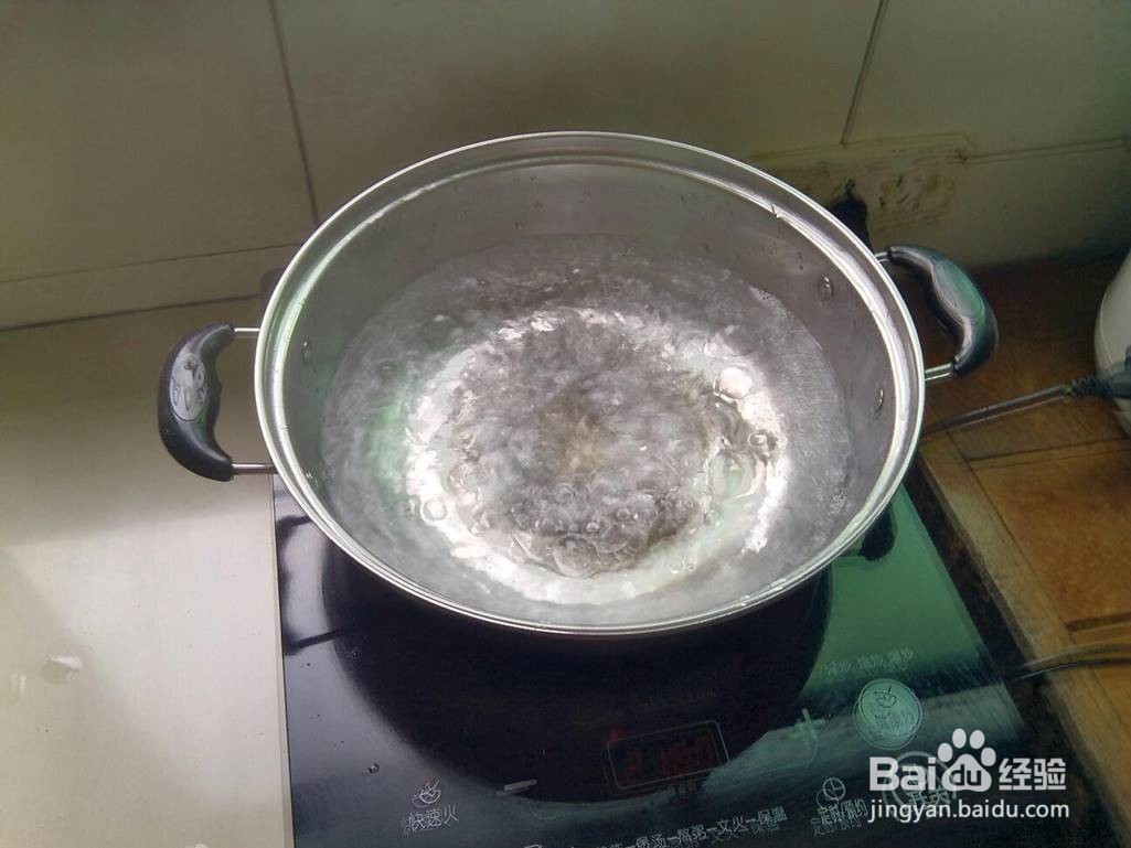 雨水收集后怎么保存浇花