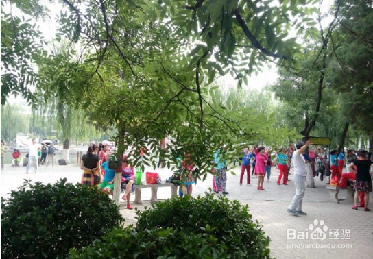 防疫期间，如何让民众能放心进行户外锻炼呢？