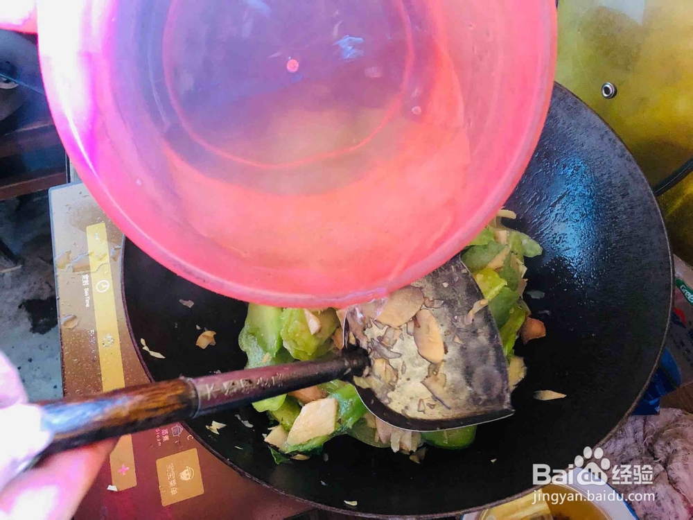 如何做出时令美食:乡食野味之春笋五花烩芥菜!