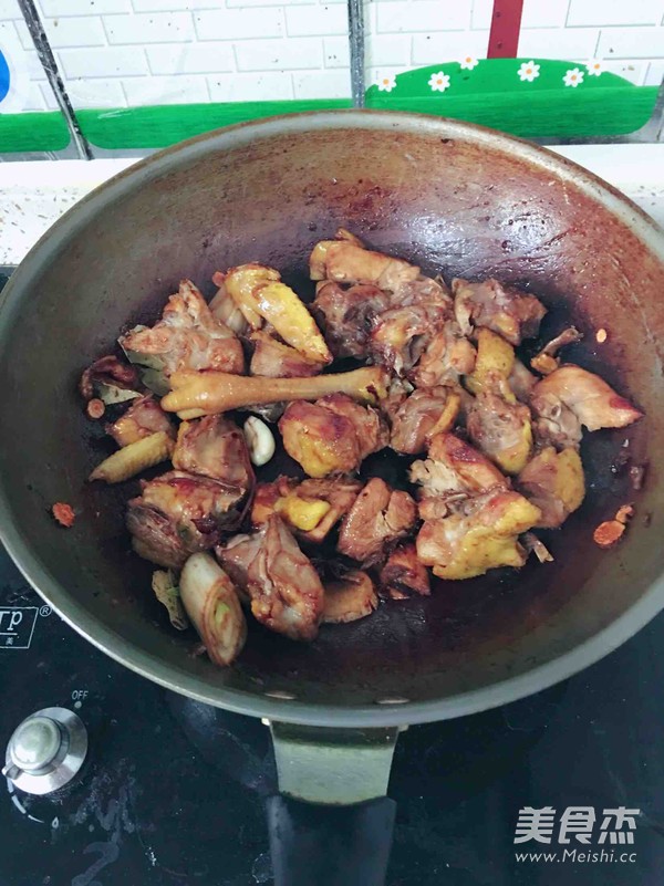 笨鸡炖蘑菇的做法