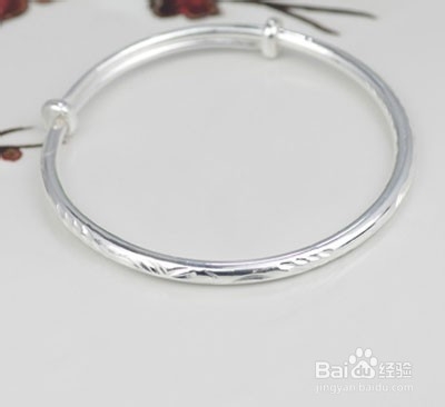 怎样清洗银手镯