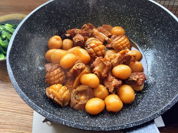 鲍鱼排骨炖小土豆