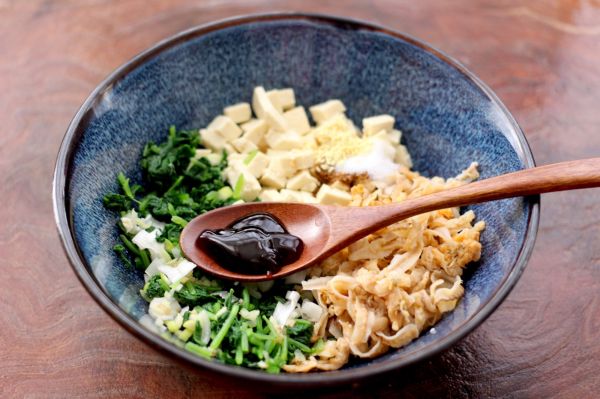 萝卜樱海鲜豆腐蒸饺