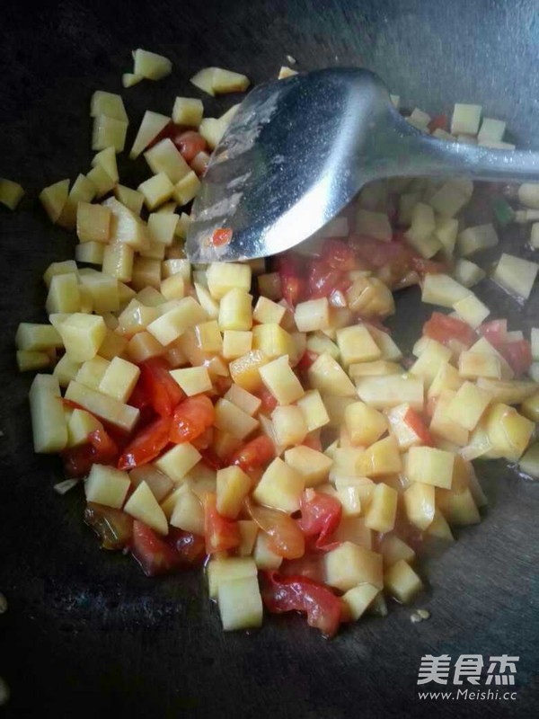 茄汁土豆的做法