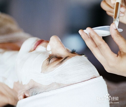 如何快速给脸部补水