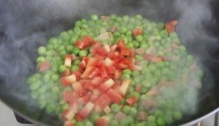 烂肉青豆的家常做法