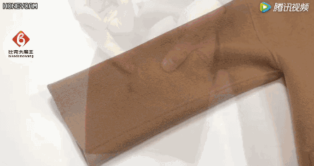 大衣脏了，不用洗不用晒，一条毛巾就搞定！