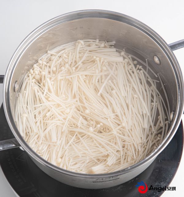 夏日开胃酸汤肥牛