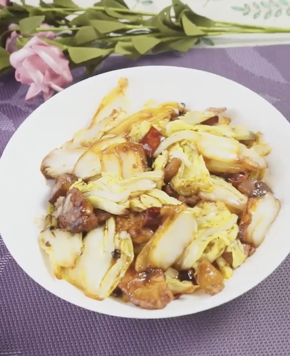 白菜炒肉怎么做？