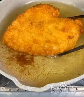 如何自制浓香可口的咖喱鸡排饭
