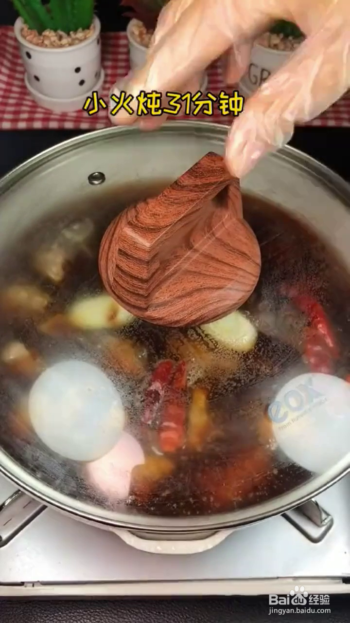 如何制作好吃入味的鹌鹑蛋烧排骨