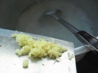 鲜虾银耳豌豆粥的做法