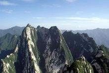 东岳泰山、西岳华山、南岳衡山、北岳恒山、中岳嵩山各海拔多少米