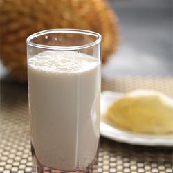 榴莲不能跟牛奶一起吃吗