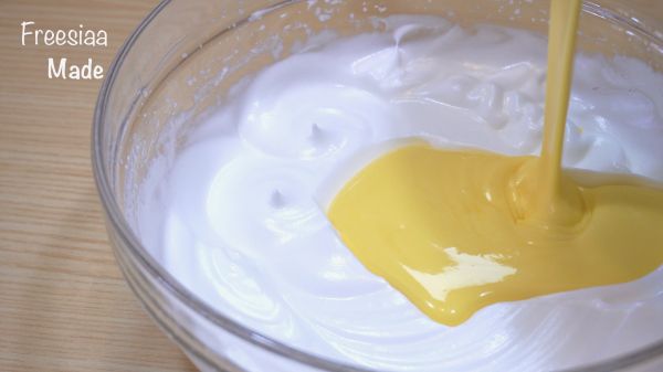 蓝莓酸奶油蛋糕