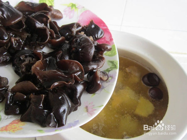 怎么做山药木耳炖鸡