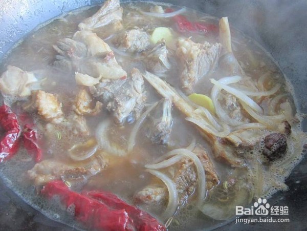 怎么做恰玛古焖羊排