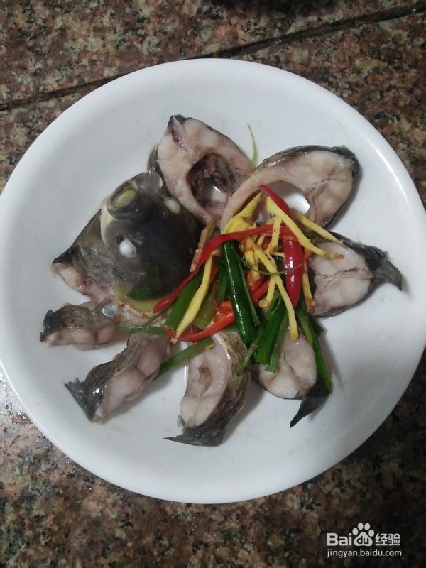 蒸鲫鱼的烹饪方法