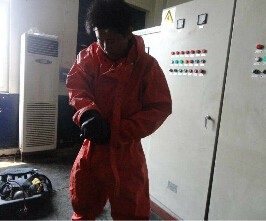 如何正确穿戴消防化学防护服