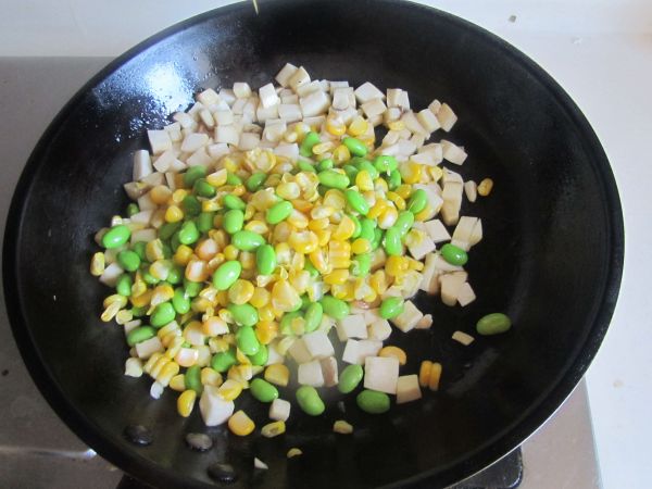 玉米毛豆炒杏鲍菇丁