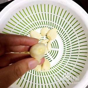 蒜香排骨的做法