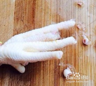 潮汕嫩滑白切鸡的做法