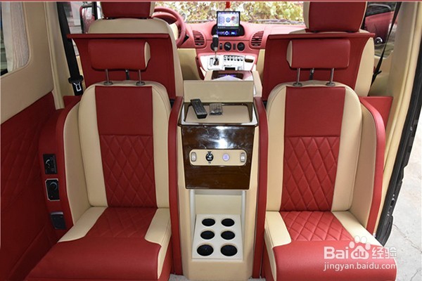 西安合正改装奔驰斯宾特内饰 呈现视觉饕餮盛宴