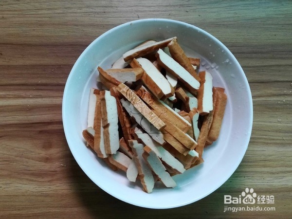 椒香蒜苗香干的做法