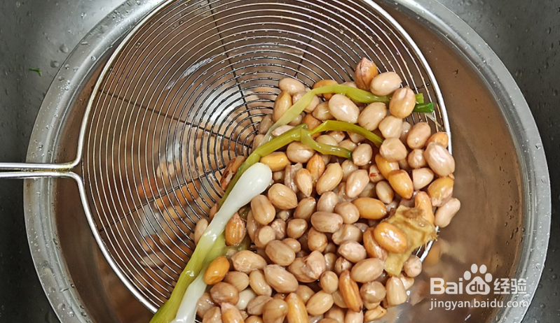 家庭版清香可口的小茴香拌花生