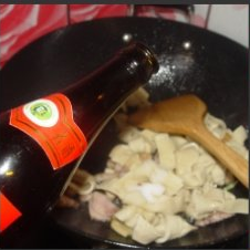 巧花心思让孩子爱上豆腐皮——彩椒炒豆腐皮结