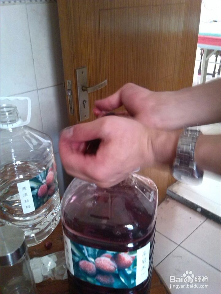 怎样制作杨梅酒?